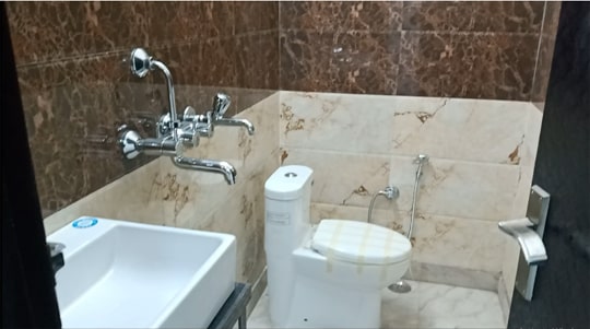 2_BHK_BharatHomes_Flat_For_Sale_in_Uttam_Nagar,_Delhi3-min.jpg